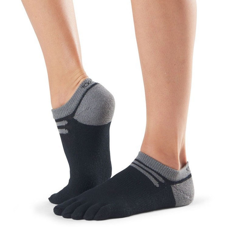 MEDIUMWEIGHT NO SHOW sportovní prstové ponožky ToeSox černá L