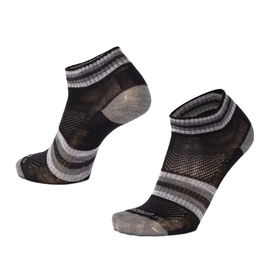 LUZY DASH nízké pruhované merino ponožky Moose šedá L